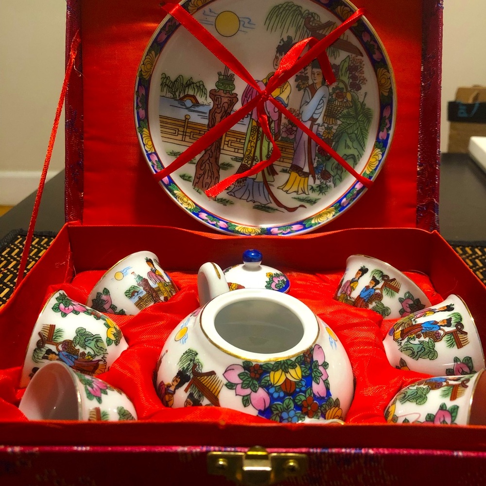 Vintage 9 piece Chinese miniature tea set in original brocade red box